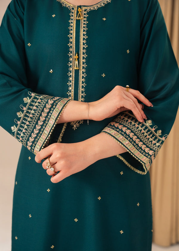 Safira Embroidered 3PC ( Plazo )