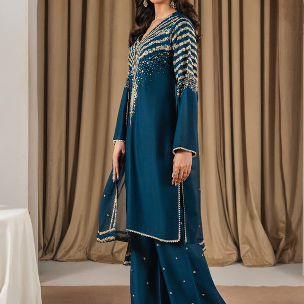 20260128182246-2a32890735a247b8-media_image-eaf6c67196f54a96a0561203923d3ec3 Zinc Peacock Embroidered 3PC