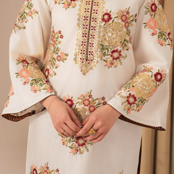 Alaya Embroidered 2PC