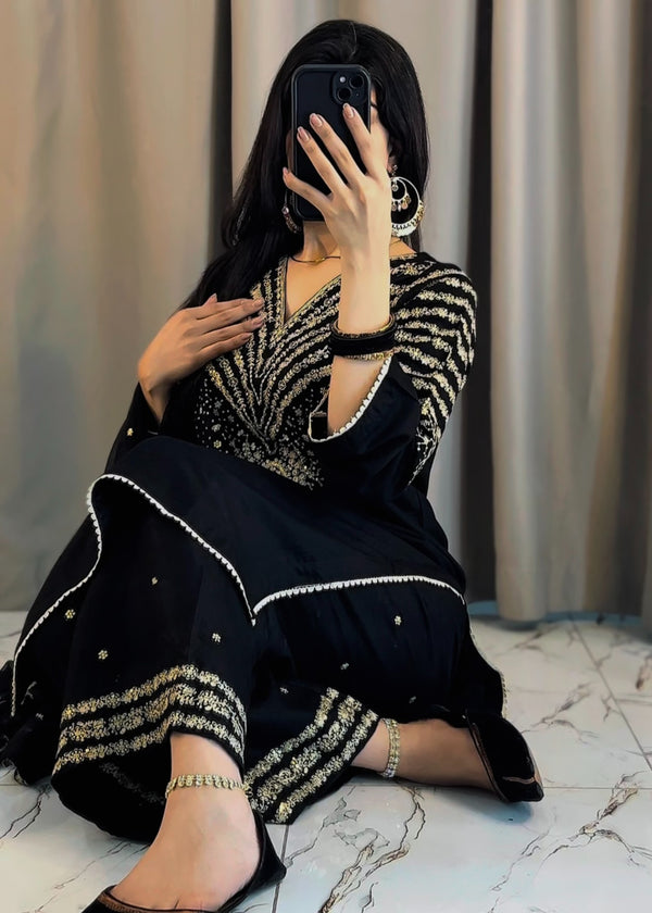 20260518132057-a85a0390122d4a49-media_image-578d87935083450e99967901b1857abf Black Peacock Embroidered 3PC