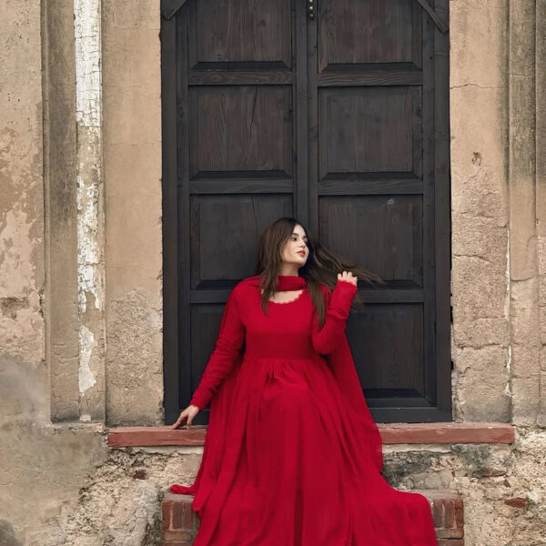Sham e Laal Maxi 3PC