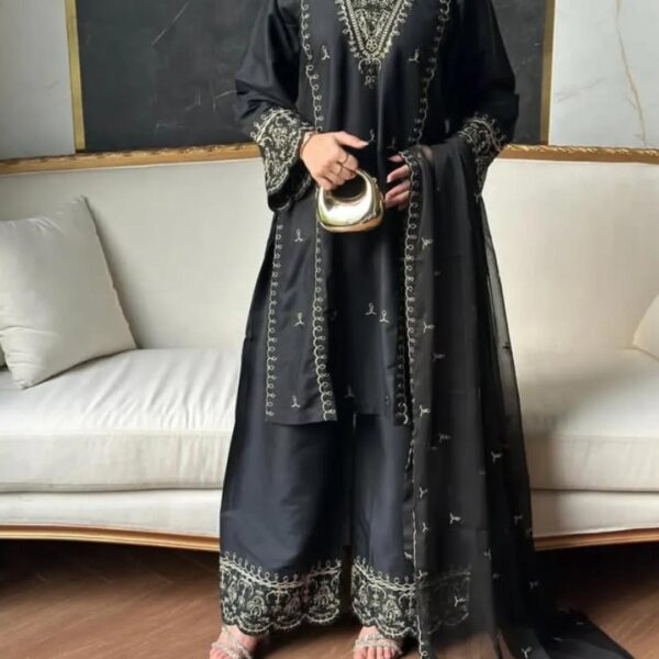 Bareen Embroidered 3PC
