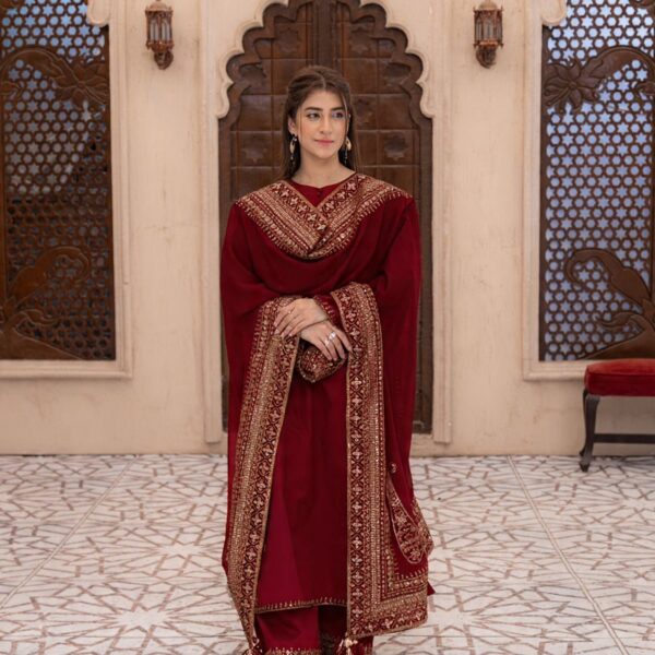 Nayab Premium Lawn Embroidered Unstitched 3PC