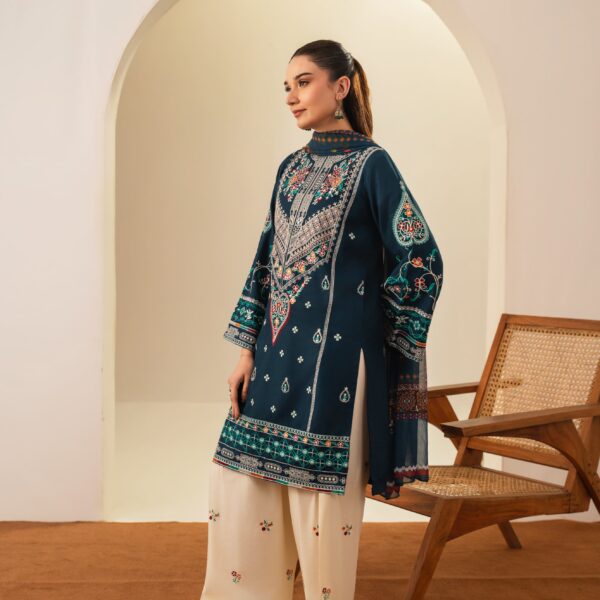 Sajjal Embroidered 3PC (FARSHI)