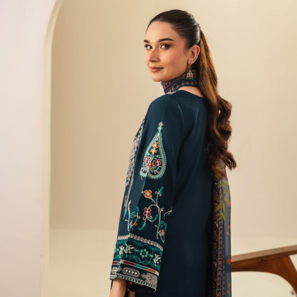 Sajjal Embroidered 3PC (FARSHI)