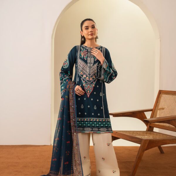 Sajjal Embroidered 3PC (FARSHI)
