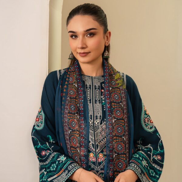 Sajjal Embroidered 3PC (FARSHI)