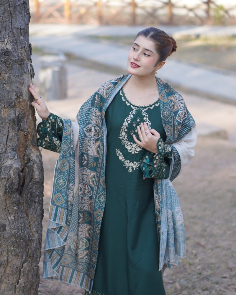 IMG-20260703-WA0200 MANNAT EMBROIDERED 3PC