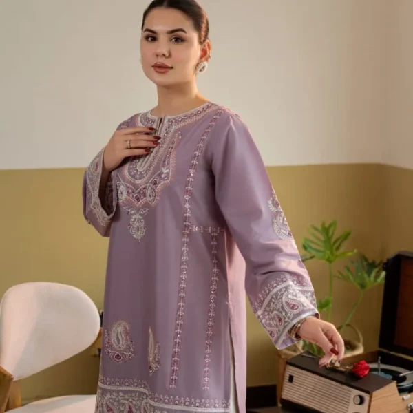 ZAHRA EMBROIDERY 2PC (FARSHI)