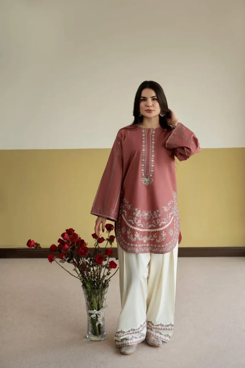 Irha Embroidery 2PC (FARSHI)