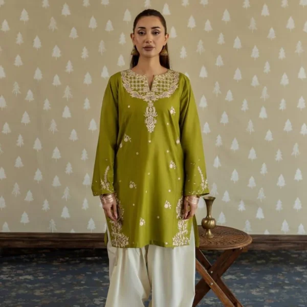 IMG-20260728-WA0486 MAHIRA EMBROIDERY 2PC (FARSHI)