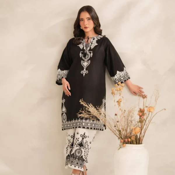 Aiza Embroidery 2PC (PLAZO)