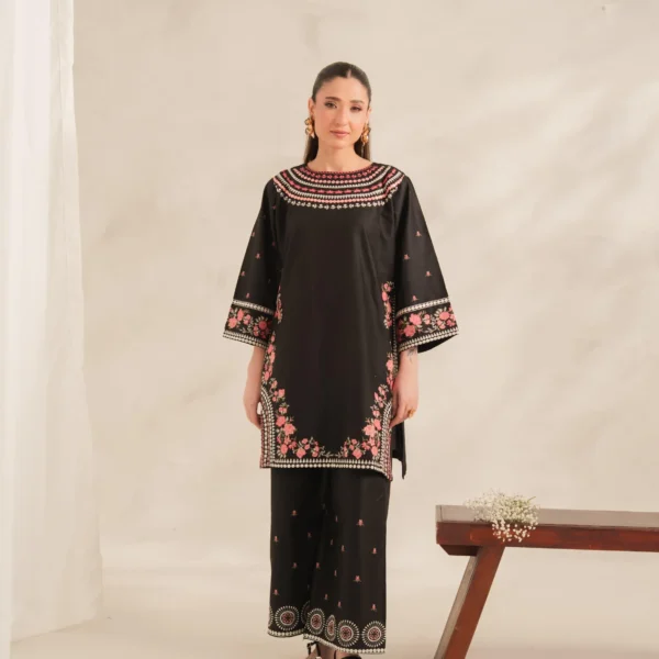 Black Roll Embroidery 2PC (PLAZO)