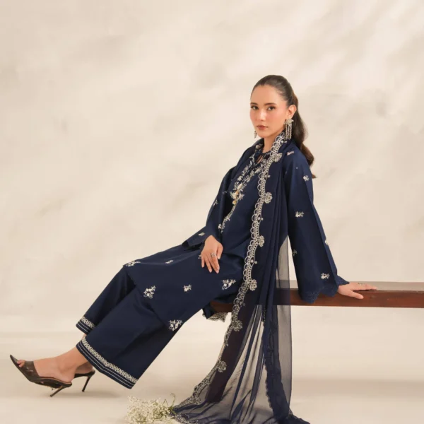 Gul-e-Jan Embroidered 3PC (Plazo)