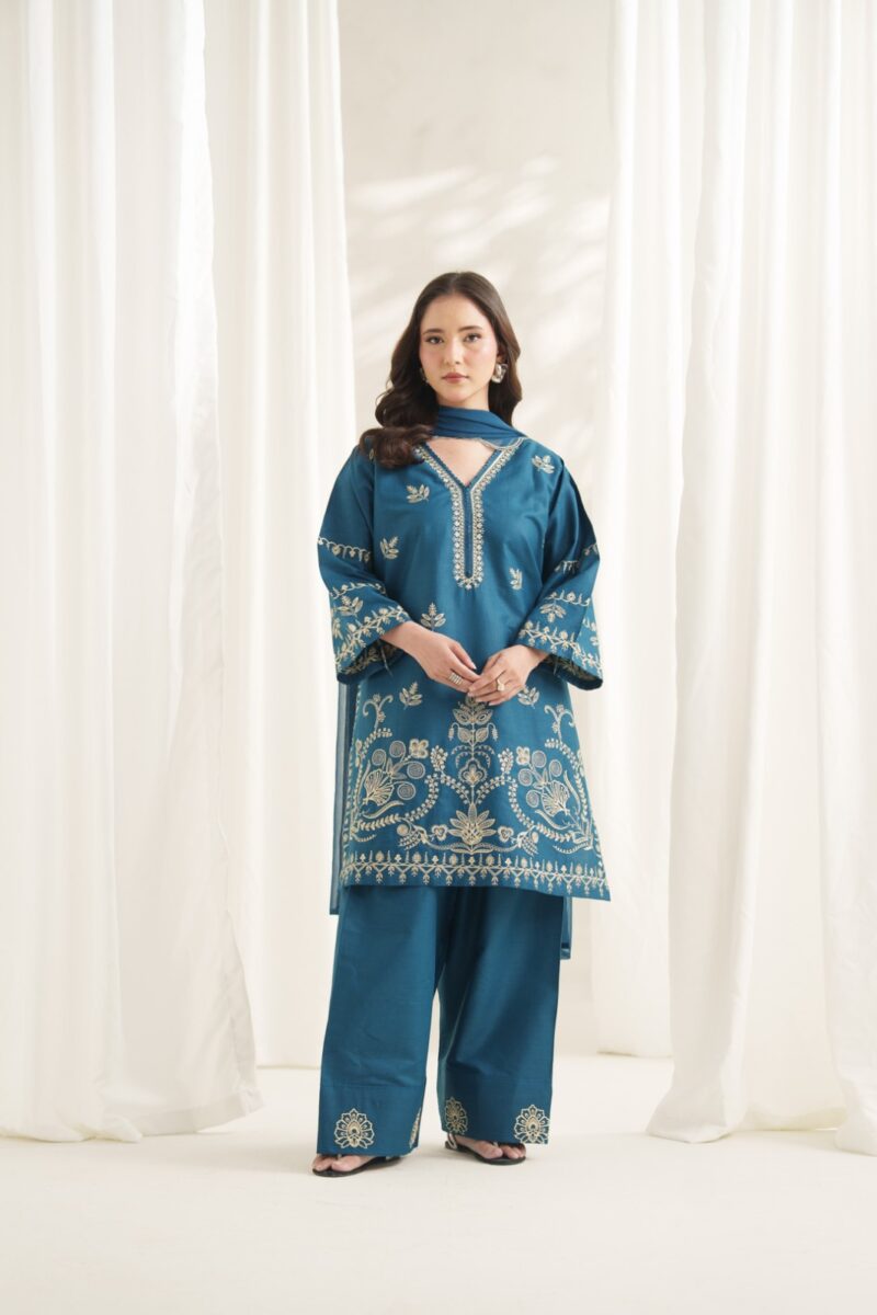 Victoria Embroidered 3PC (Farshi)