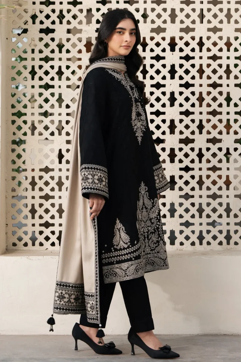 Noor-e-Siyah Embroidered 3PC — Unstitched
